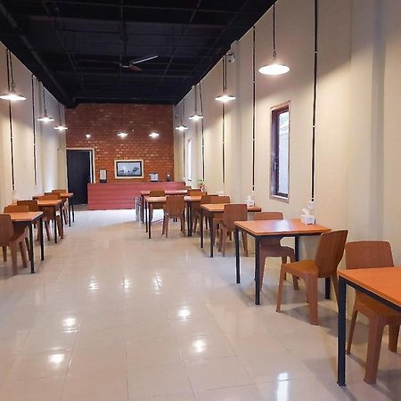 Reddoorz Syariah Near Transmart Jambi 2 Hotel Palmerah Eksteriør billede