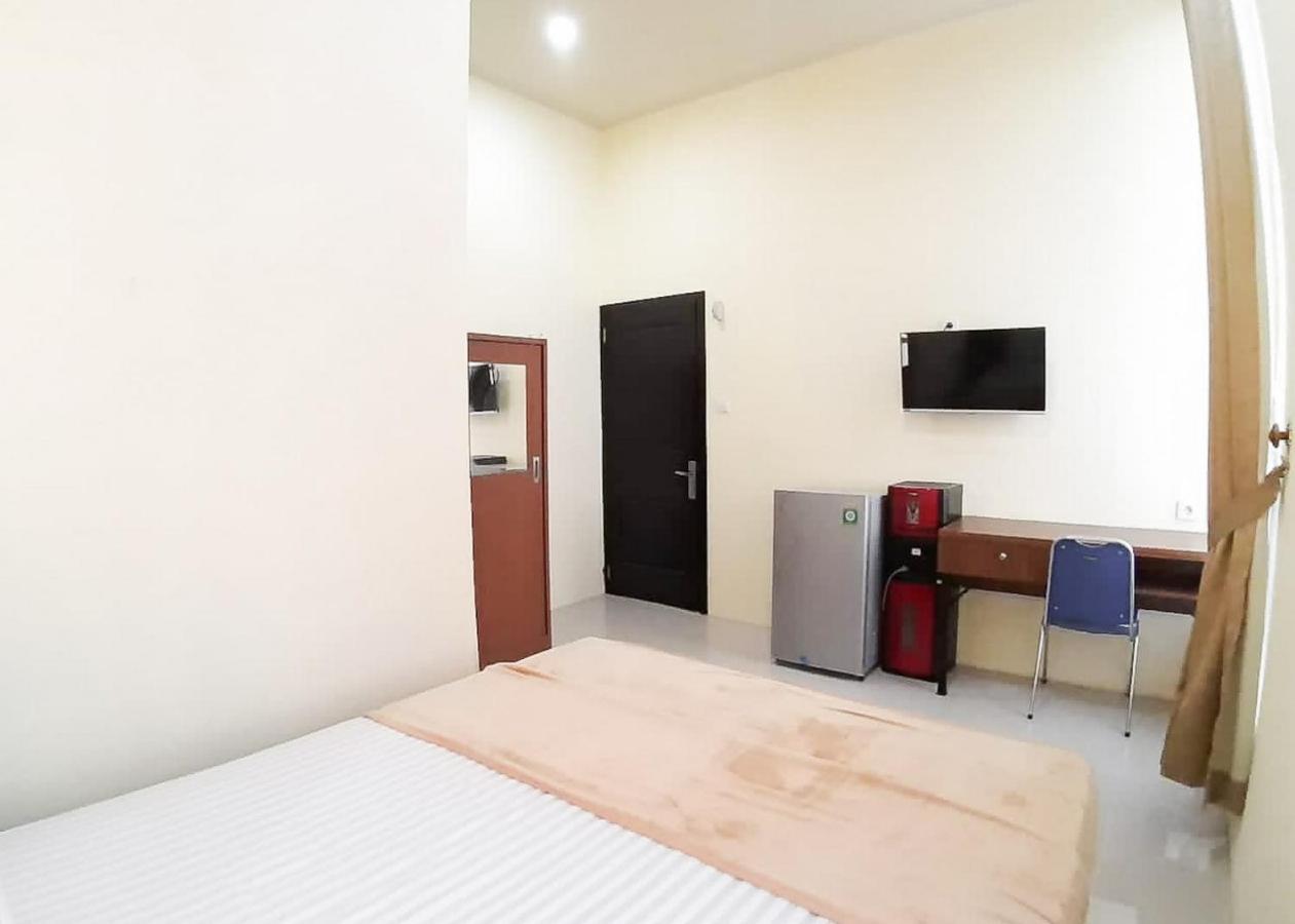Reddoorz Syariah Near Transmart Jambi 2 Hotel Palmerah Eksteriør billede
