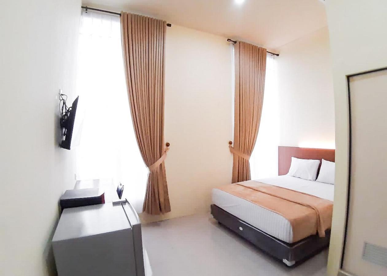 Reddoorz Syariah Near Transmart Jambi 2 Hotel Palmerah Eksteriør billede